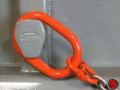Anschlag an Container mit Aufhängegleid A18